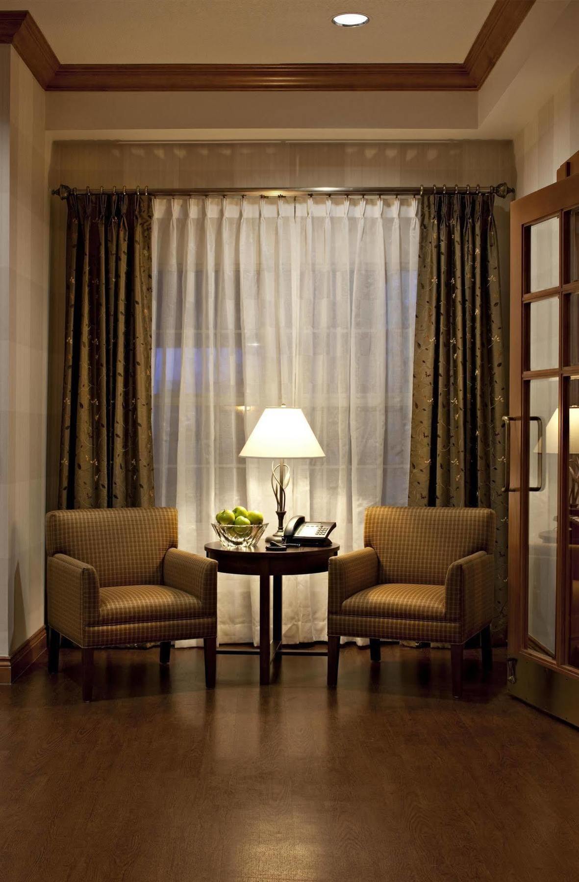 Country Inn & Suites By Radisson, Calgary-Northeast Zewnętrze zdjęcie