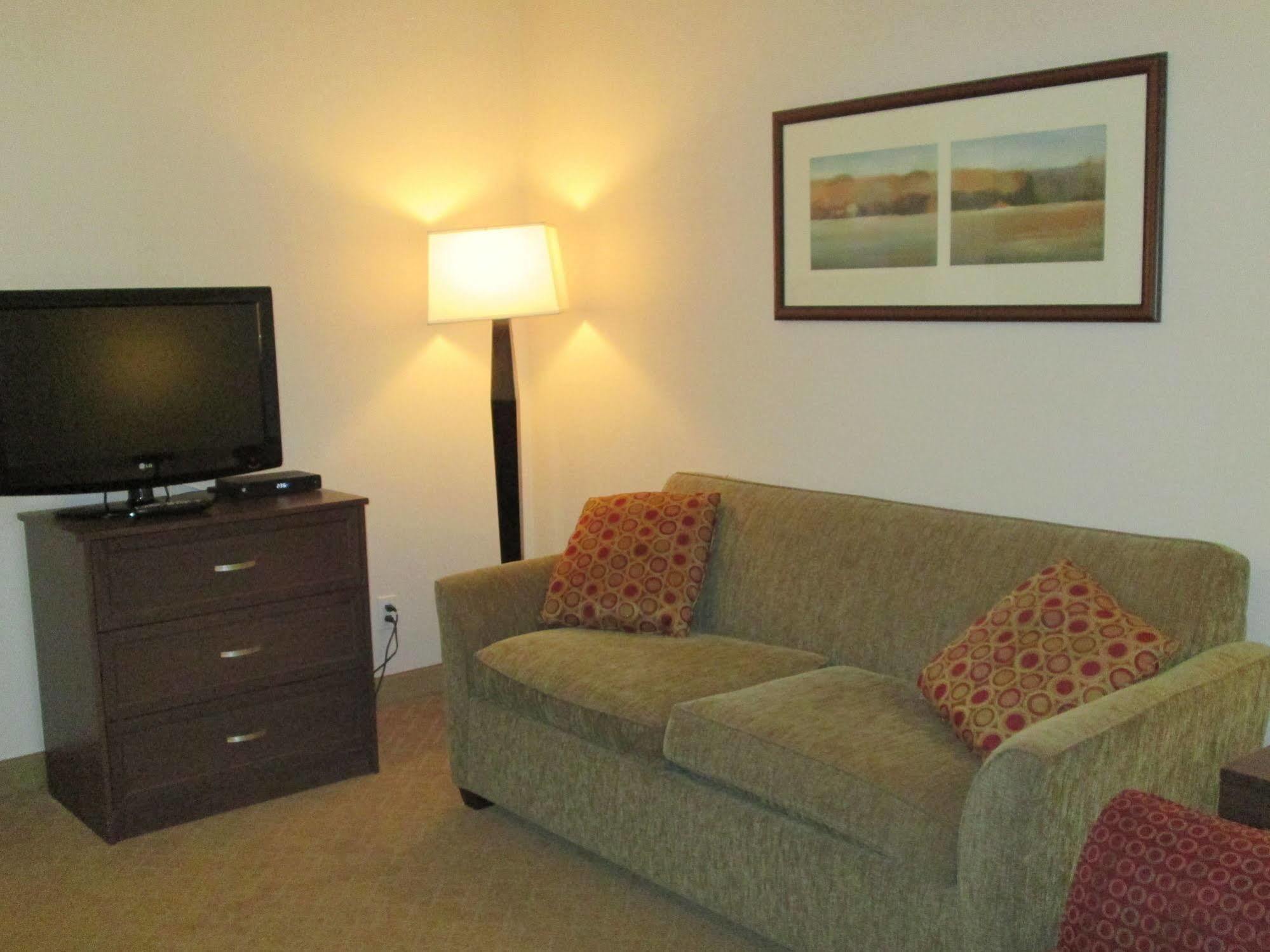 Country Inn & Suites By Radisson, Calgary-Northeast Zewnętrze zdjęcie